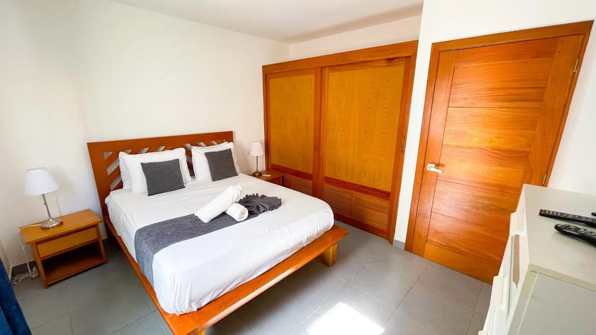 Caribbean Pool Studios Vacation Hotel Wifi Beach Club & Spa Punta Cana Dominican Republic
